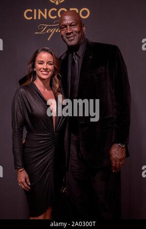 Yvette Prieto, Michael Jordan au hall des arrivées pour Cincoro Tequila Lancement, attraper des steaks, New York, NY Le 18 septembre 2019. Photo par : Mark Ashe/Everett Collection Banque D'Images