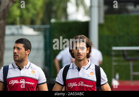 Marina Bay, Singapour. 19 Sep 2019. 19 septembre 2019 ; le circuit de Marina Bay, Marina Bay, Singapour ; la Formule Un, jour de l'arrivée ; le nombre 99 pilote Alfa Romeo Antonio Giovinazzi : Action Crédit Plus Sport Images/Alamy Live News Banque D'Images