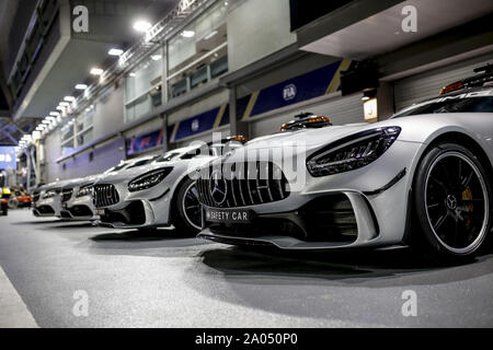 Marina Bay, Singapour. 19 Sep 2019. Sport Automobile : Championnat du Monde de Formule 1 de la FIA 2019, Grand Prix de Singapour, la voiture de sécurité F1, Mercedes-AMG GT R Crédit : afp photo alliance/Alamy Live News Banque D'Images