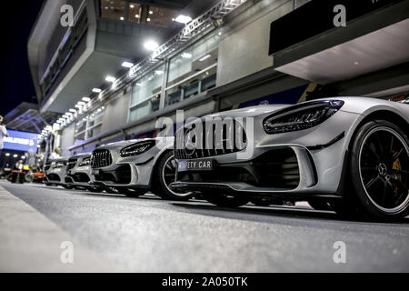 Marina Bay, Singapour. 19 Sep 2019. Sport Automobile : Championnat du Monde de Formule 1 de la FIA 2019, Grand Prix de Singapour, la voiture de sécurité F1, Mercedes-AMG GT R Crédit : afp photo alliance/Alamy Live News Banque D'Images