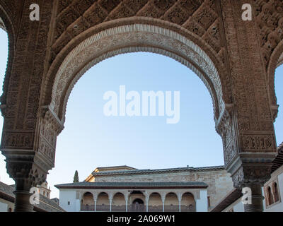 Décorés d'Archway Palais Nasrides, Alhambra, Granada Banque D'Images