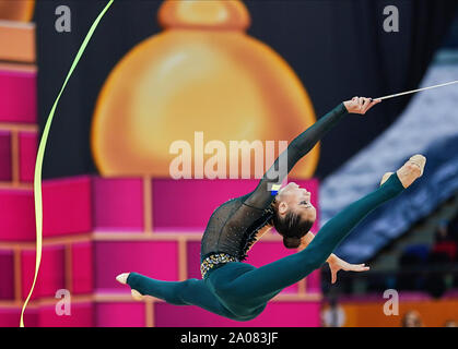 19 septembre 2019 : Vlada Nikolchenko d'Ukraine au cours de la 37e Championnats du Monde de Gymnastique Rythmique entre match et jour 2 à la salle de gymnastique de Bakou, Azerbaïdjan. Ulrik Pedersen/CSM. Banque D'Images