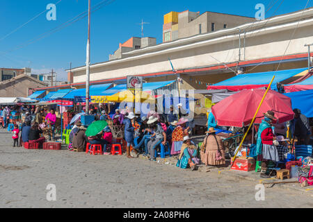 Festival annuel honorant la Vierge Urkupiña, Uyuni, Potosi, Bolivie, district de l'Amérique latine Banque D'Images