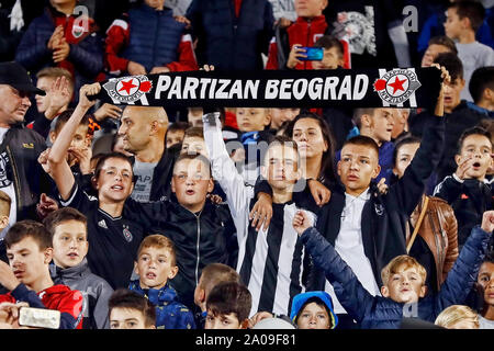 BELGRADE, 19-09-2019 , Partizan Stadium, Europa League Football la saison 2019 / 2020. Fans de Partizan Belgrade Partizan pendant le jeu - AZ.. Banque D'Images