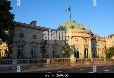 Le siège de la Grande Chancellerie de la Légion d’honneur est situé dans le H tel de Salm, un bâtiment historique au cœur de Paris. Banque D'Images