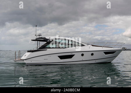 Beneteau Gran Turismo 40 motor yacht. Banque D'Images