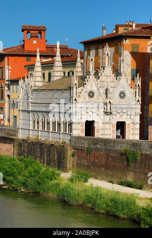 L'église de Santa Maria della Spina, Pise, Italie Banque D'Images