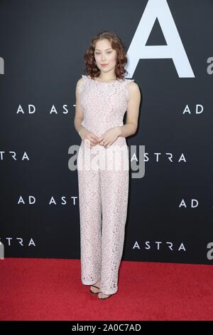 Los Angeles, CA. 18 Sep, 2019. Mina Sundwall aux arrivées pour AD ASTRA Premiere, Cinerama Dome, Los Angeles, CA Septembre 18, 2019. Credit : Priscilla Grant/Everett Collection/Alamy Live News Banque D'Images