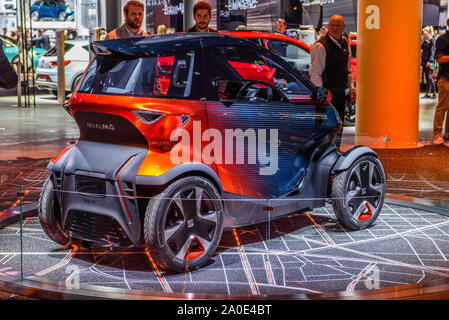 Francfort, Allemagne - Sept 2019 : Siège noir MINIMO est un concept de quadricycles électriques, IAA International Motor Show Salon International de l'auto. Banque D'Images