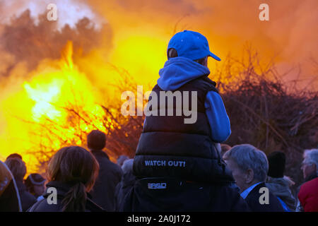 Incendie à nuit de Walpurgis en Suède. photo:Bo Arrhed Banque D'Images