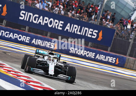 Singapour. Sep 20, 2019. Les lecteurs de Mercedes de Lewis Hamilton durant la première session de la pratique de la Formule Un Grand Prix de Singapour qui a eu lieu à la Marina Bay Street Circuit dans Singapour le 20 septembre 2019. Credit : Puis Chih Wey/Xinhua/Alamy Live News Banque D'Images