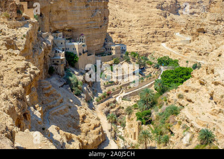 La Palestine, Cisjordanie, Jéricho. Orthadox (Monastère de Saint George Mar Jaris ) dans la région de Wadi Quelt, Prat River Gorge. Banque D'Images