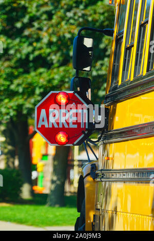 Montréal,Québec,Canada,septembre 18,2019.Stop extraite sur bus scolaire à Montréal,Québec,Canada.Credit:Mario Beauregard/Alamy News Banque D'Images