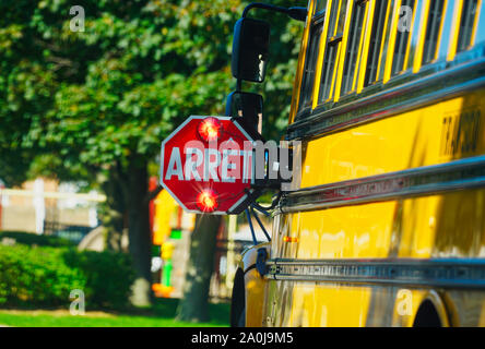 Montréal,Québec,Canada,septembre 18,2019.Stop extraite sur bus scolaire à Montréal,Québec,Canada.Credit:Mario Beauregard/Alamy News Banque D'Images