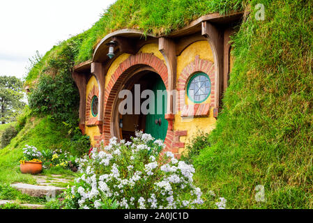 MATAMATA, Nouvelle-zélande - 10 octobre 2018 : Maison de Hobbit, Hobbiton Movie Set Banque D'Images