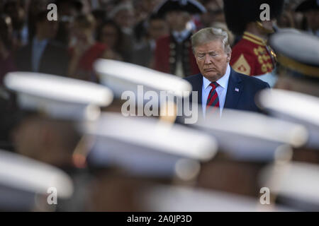 Washington DC, USA . Sep 20, 2019. Washington DC, USA. Sep 20, 2019. Le président Donald Trump commentaires troupes avec le Premier Ministre australien, Scott Morrison (pas vu) lors d'une cérémonie d'arrivée à la Maison Blanche à Washington, DC le vendredi 20 septembre, 2019. Photo par Kevin Dietsch/UPI. Credit : UPI/Alamy Live News Banque D'Images