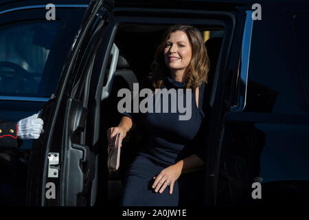 Washington DC, USA. Sep 20, 2019. Jenny Morrison, épouse du Premier Ministre d'Australie Scott Morrison arrive sur la pelouse Sud de la Maison Blanche pour une cérémonie d'arrivée de l'état de Washington, DC, USA, 20 septembre 2019. L'occasion marque la deuxième visite d'état de la présidence de Donald Trump. Dpa : Crédit photo alliance/Alamy Live News Banque D'Images