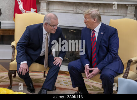 Washington DC, USA . Sep 20, 2019. Washington DC, USA. Sep 20, 2019. Le président Donald Trump se réunit avec le Premier Ministre australien, Scott Morrison dans le bureau ovale au cours d'une visite d'État à la Maison Blanche à Washington, DC le vendredi 20 septembre, 2019. Credit : UPI/Alamy Live News Banque D'Images