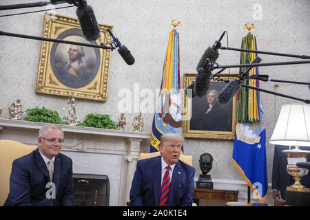 Washington DC, USA . Sep 20, 2019. Washington DC, USA. Sep 20, 2019. Le président Donald Trump se réunit avec le Premier Ministre australien, Scott Morrison dans le bureau ovale au cours d'une visite d'État à la Maison Blanche à Washington, DC le vendredi 20 septembre, 2019. Credit : UPI/Alamy Live News Banque D'Images