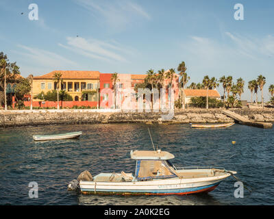 Gorée, Sénégal- 2 février 2019 : Avis de maisons colorées sur l'île de Gorée. Gorée. Dakar, Sénégal. L'Afrique. Banque D'Images