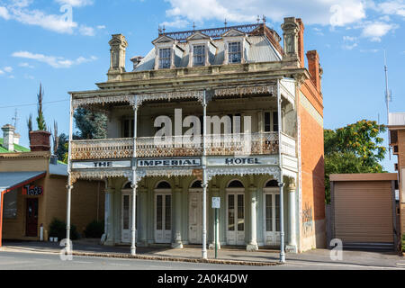 Castlemaine, Victoria, Australie - 1 mars, 2017. Bâtiment historique abritant le Imperial Hotel à Castlemaine, VIC. Banque D'Images