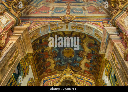 Intérieur de l'Église 'Nossa Senhora da Corrente' Banque D'Images