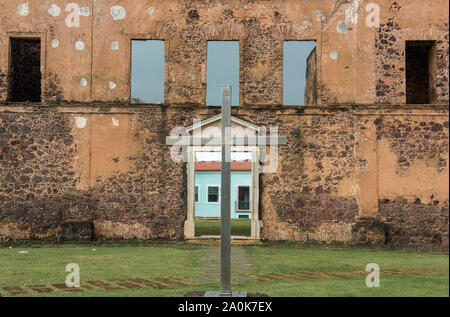 Ruines de l'église Matriz dans le centre historique de la ville d'alcantara sur le Brésil Banque D'Images