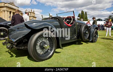 1930 Bentley 4.5-litre Drophead Coupé "GK" 6661 Banque D'Images