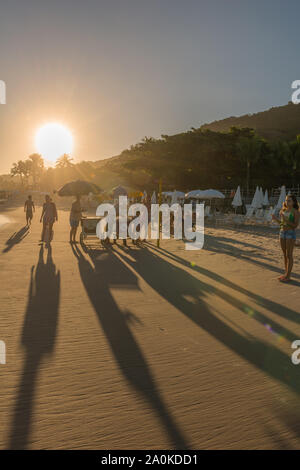 Juqueí, Praia de Juqueí, São Sebastião, São Paulo, week-end populaire resort, plage, Océan Atlantique, l'état de São Paulo, Brésil, Amérique Latine Banque D'Images