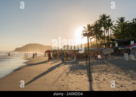 Juqueí, Praia de Juqueí, São Sebastião, São Paulo, week-end populaire resort, plage, Océan Atlantique, l'état de São Paulo, Brésil, Amérique Latine Banque D'Images