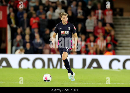 Southampton, UK. 20 Sep 2019. Jack Stacey de Bournemouth, au cours de la Premier League match entre Southampton et bournemouth au St Mary's Stadium, Southampton le vendredi 20 septembre 2019. (Crédit : Jon Bromley | MI News) photographie peut uniquement être utilisé pour les journaux et/ou magazines fins éditoriales, licence requise pour l'usage commercial Crédit : MI News & Sport /Alamy Live News Banque D'Images