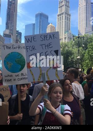 New York, NY, USA. Sep 20, 2019. Grève du climat mondial à New York NEW YORK, New York le 20 septembre 2019. Rainmaker : Crédit Photo/media/Alamy Punch Live News Banque D'Images