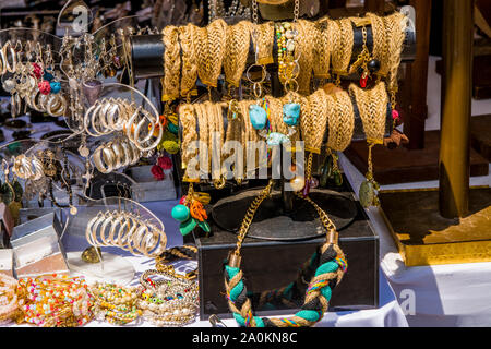 Des souvenirs locaux Tlaquepaque, près de Guadalajara, Jalisco, Mexique. Banque D'Images