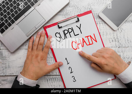 Écrit remarque montrant d'approvisionnement. Concept d'affaires pour le système d'organisation et les processus du fournisseur au consommateur Banque D'Images
