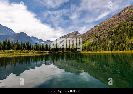 Le Glacier National Park's Lake Josephine Banque D'Images