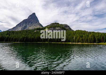 Swiftcurrent Lake, le parc national des Glaciers Banque D'Images