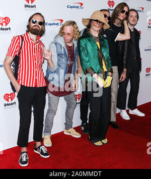 Las Vegas, États-Unis. Sep 20, 2019. LAS VEGAS, NEVADA, USA - 20 SEPTEMBRE : Jared Champion, Brad Shultz, Matt Shultz, Daniel Tichenor, Nick Bockrath et Matthan Minster de Cage the Elephant arriver au iHeartRadio Music Festival 2019 - Nuit 1 tenue à T-Mobile Arena le 20 septembre 2019 à Las Vegas, Nevada, United States. (Photo de David Acosta/Image Crédit : Agence de Presse) L'agence de presse Image/Alamy Live News Banque D'Images