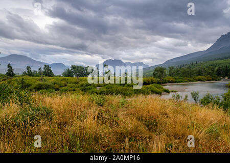 Orage sur St Mary Lake, le parc national des Glaciers Banque D'Images