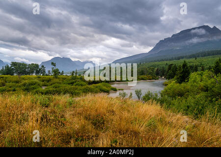 Orage sur St Mary Lake, le parc national des Glaciers Banque D'Images