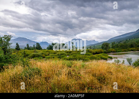 Orage sur St Mary Lake, le parc national des Glaciers Banque D'Images