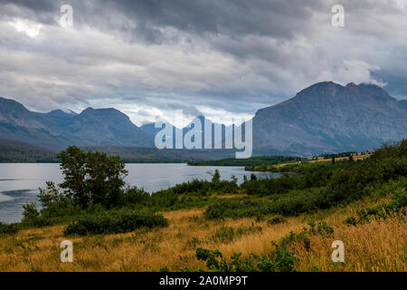 Orage sur St Mary Lake, le parc national des Glaciers Banque D'Images