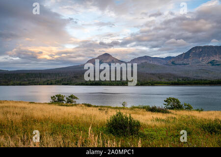 Orage sur St Mary Lake, le parc national des Glaciers Banque D'Images