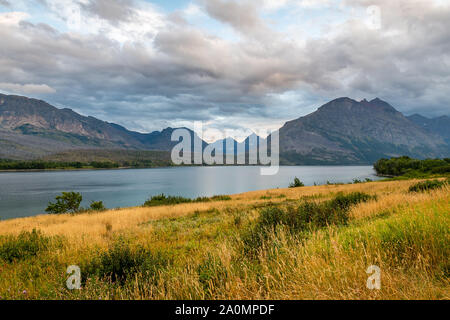 Orage sur St Mary Lake, le parc national des Glaciers Banque D'Images