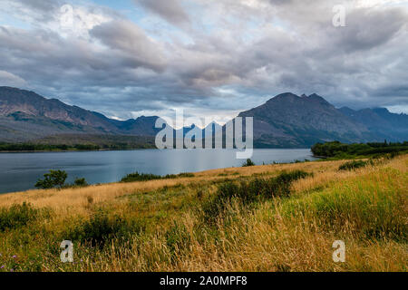 Orage sur St Mary Lake, le parc national des Glaciers Banque D'Images