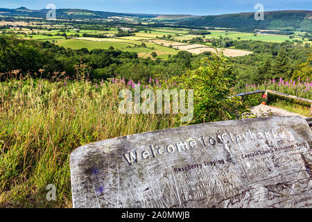 Vue paysage de North Yorkshire Moors et Roseberry Topping, shérif devient Claybank, Angleterre Banque D'Images