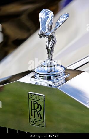 Spirit of Ecstasy sur une Rolls-Royce Banque D'Images