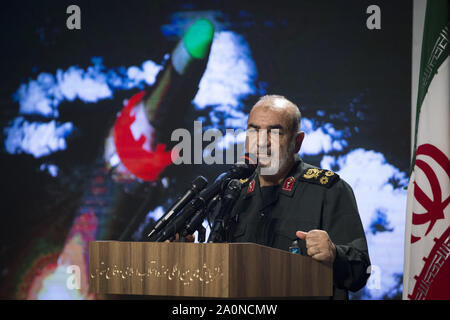 Téhéran, Iran. Sep 21, 2019. Corps des gardiens de la révolution de l'Iran (IRGC) commandant en chef, Hossein Salami, parle lors de l'inauguration d'une exposition de ce que l'Iran dit sont les États-Unis et d'autres faux-bourdons capturés sur son territoire à la révolution islamique de Téhéran et saints, musée de la Défense à Téhéran. Credit : ZUMA Press, Inc./Alamy Live News Banque D'Images