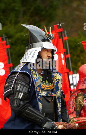 Reconstitueurs japonais habillé en costume traditionnel et de l'armure de samurai (Armor) au festival de samouraï Iseya Ryokan, Minakami, Gunma, au Japon. Banque D'Images