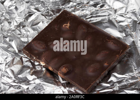 En papillote au chocolat, clipping path Banque D'Images