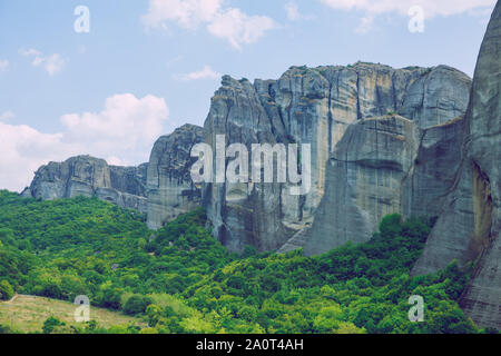 Les météores de la ville, République grecque. Grandes montagnes et des lieux de culte et sanctuaires. 12. Septembre 2019. Photos de voyage. Banque D'Images